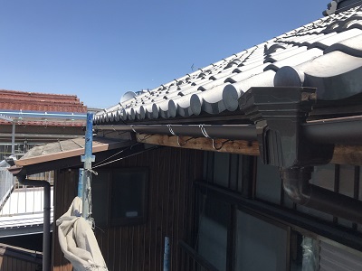 雨樋交換工事施工前の様子