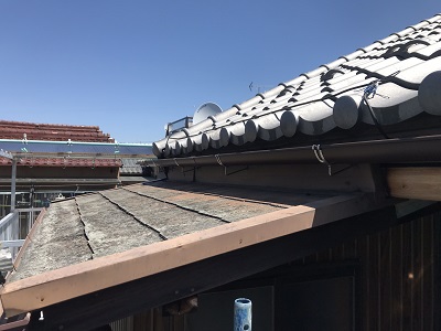 雨樋交換工事施工前の様子