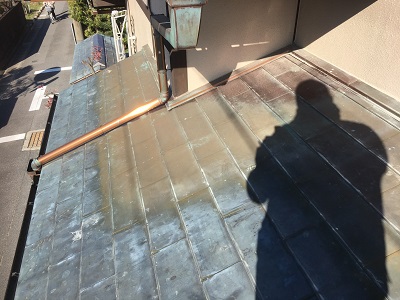 雨漏れする屋根