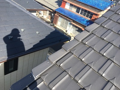 平板瓦のケラバ修繕工事施工前の様子