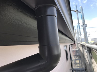 ５分艶で雨樋塗装