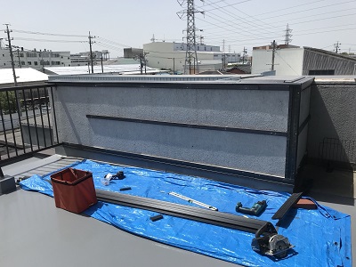 下地　樹脂　施工中