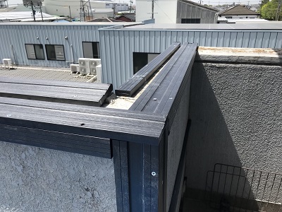 樹脂　下地　施工中