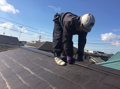 カラーベスト　板金　外す