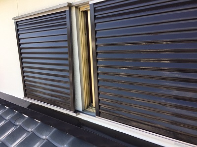 春日井市　シャッターボックス　塗装