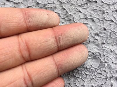 壁にチョーキング現象