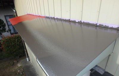 屋根塗装　施工中