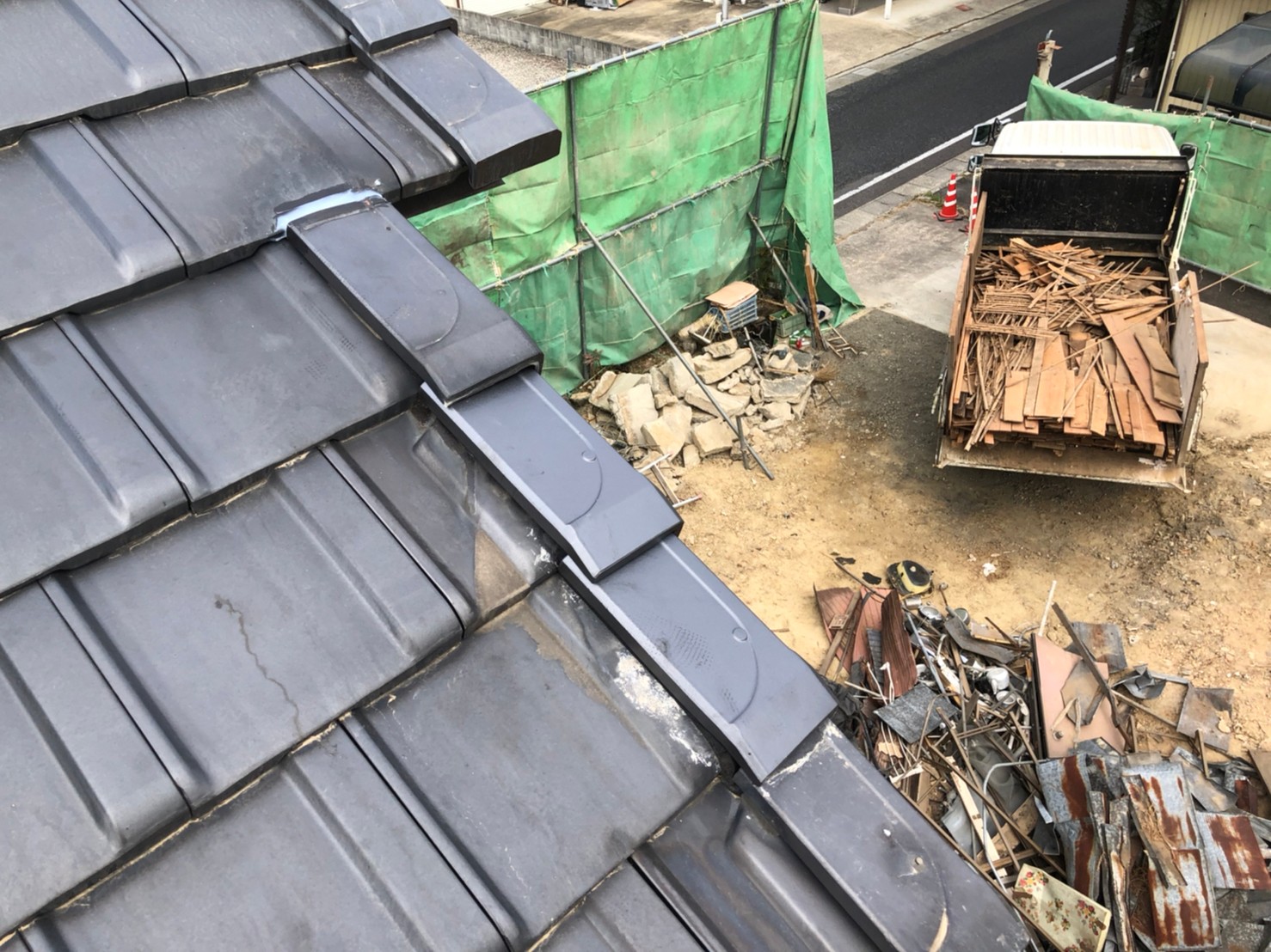 瓦差し替え後の様子