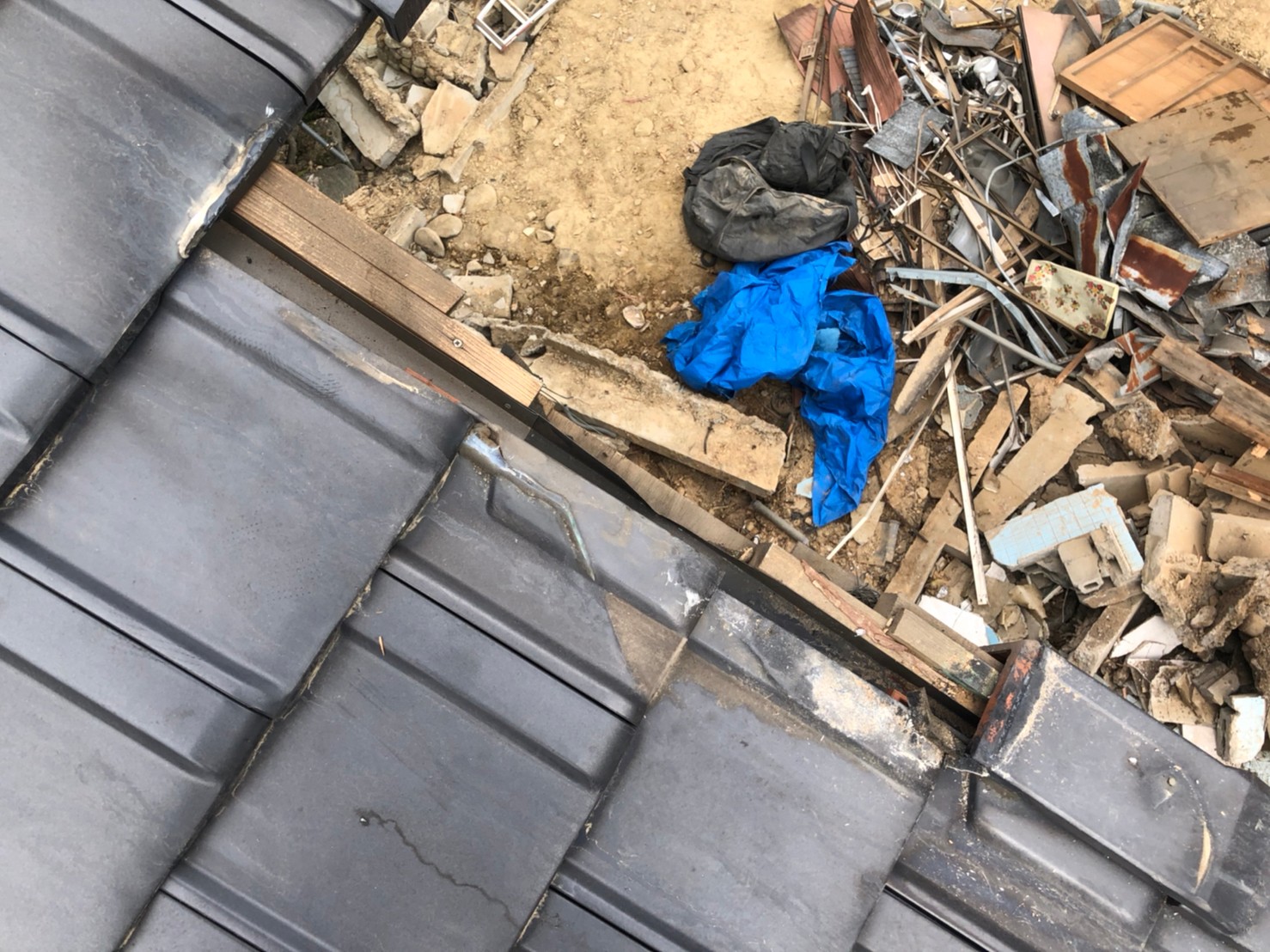 破損してしまっている木下地