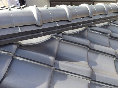 瓦側面もコーキング