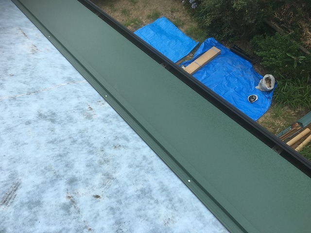 軒先水切り板金