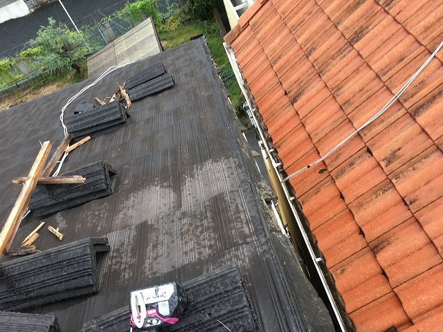 袖瓦解体　四條畷市