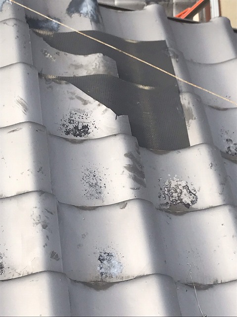 地瓦割れ　枚方市