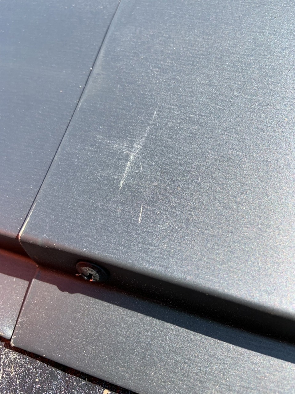 板金ビス　寝屋川市