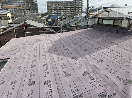 ゴムアスルーフィングはり