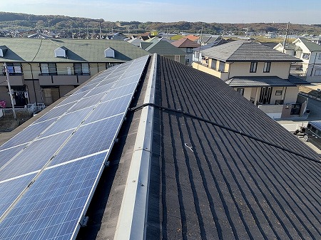南面に太陽光パネル設置