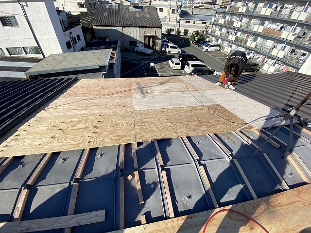 コンパネ貼り　大阪市