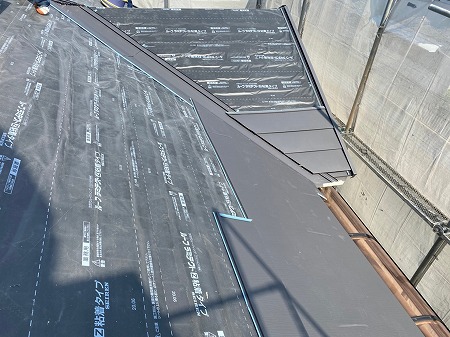 スーパーガルテクト谷部施工