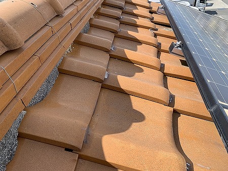 棟の面戸漆喰の剥がれ