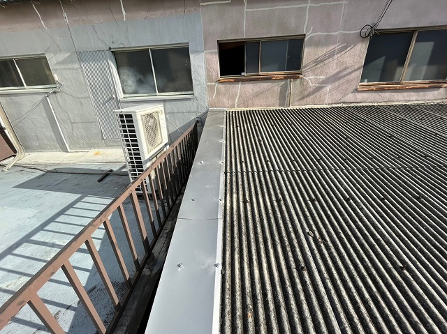 ケラバ板金　寝屋川市