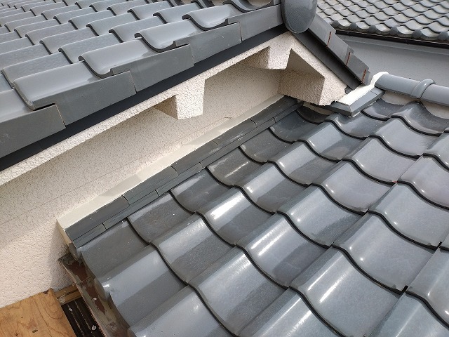 棟違い　寝屋川市