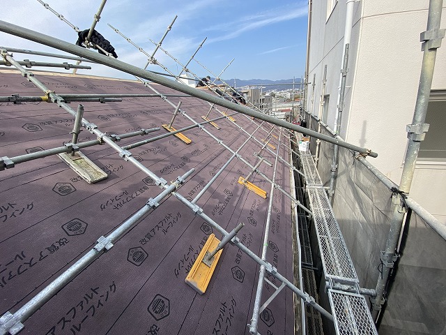 ゴムアスルーフィング西宮市