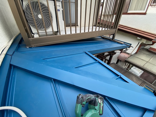 大東市下屋根完成