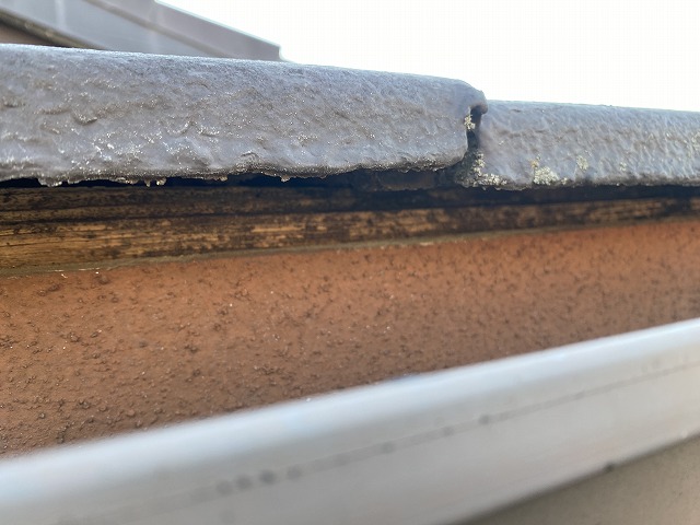 軒先雨漏り　交野市