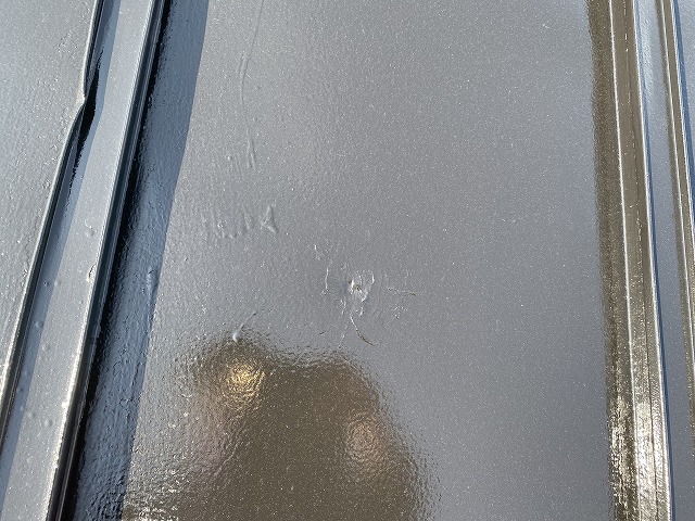 瓦棒穴空き　西淀川区