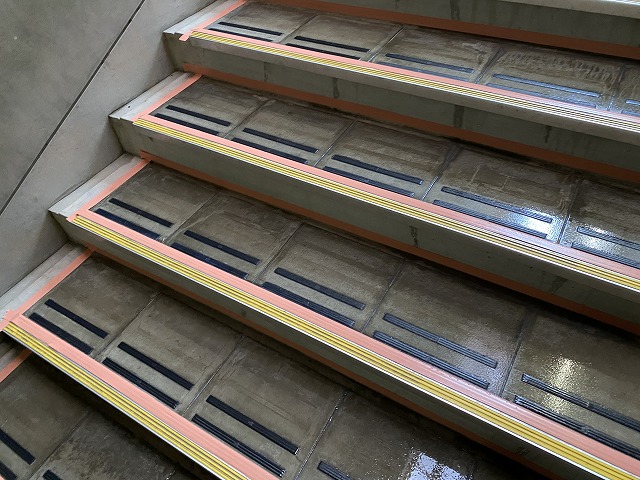 プライマー工事　寝屋川市