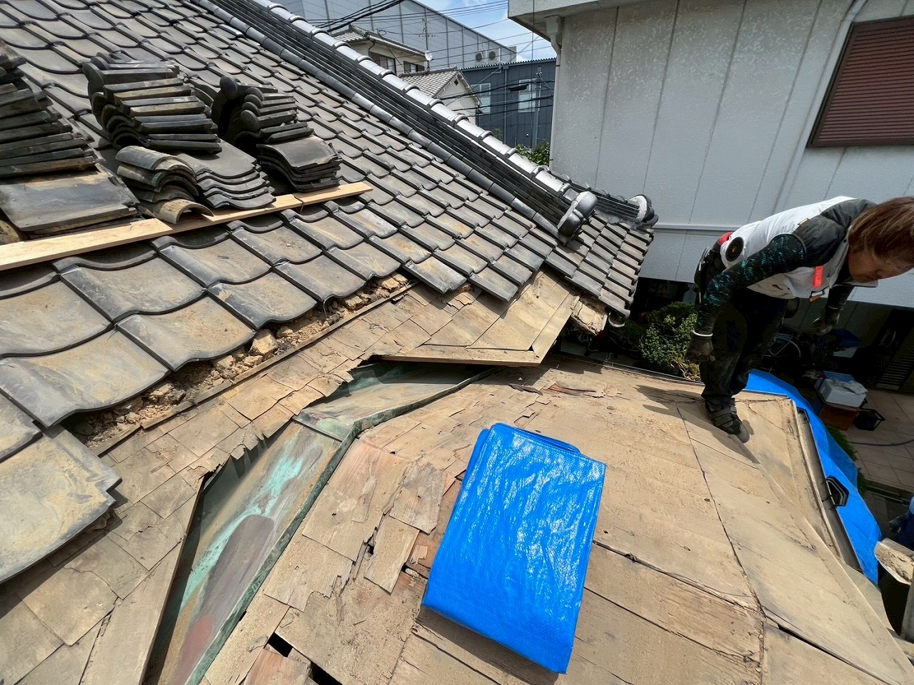瓦解体　寝屋川市