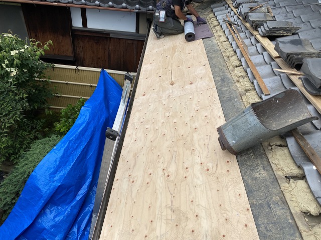 コンパネ貼り　寝屋川市