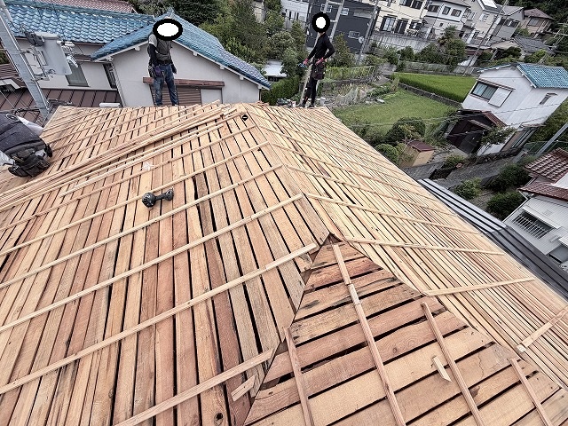 屋根下地　交野市