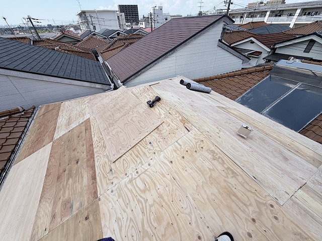コンパネ貼り　大東市