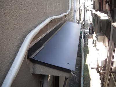 板金庇施工完了全景