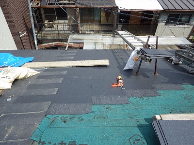 カラーベスト貼り