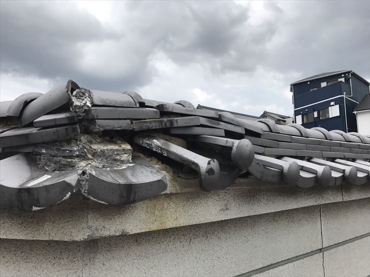 守口市塀瓦破損