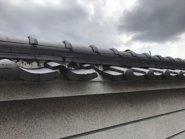 守口市万十瓦破損