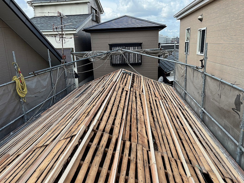 寝屋川市屋根解体後