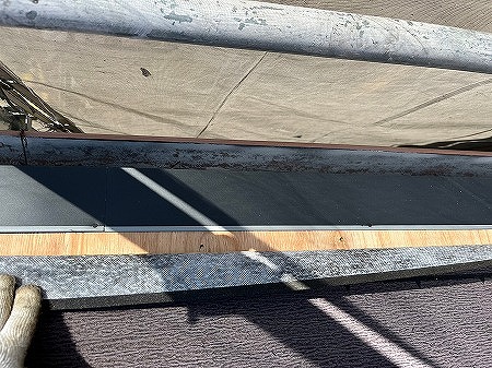 寝屋川市軒先板金取付