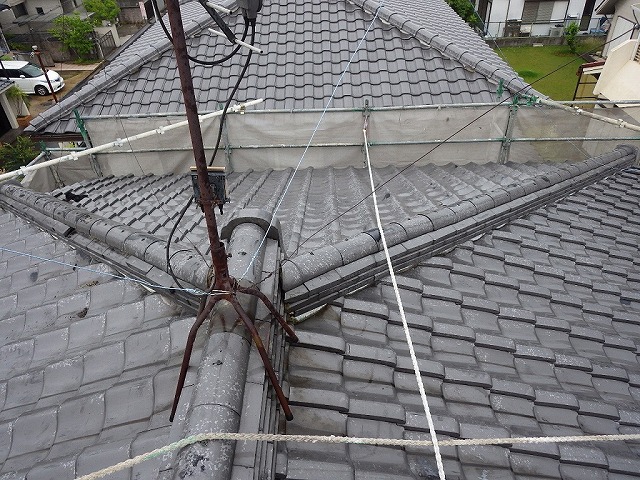 いぶし瓦　寝屋川市