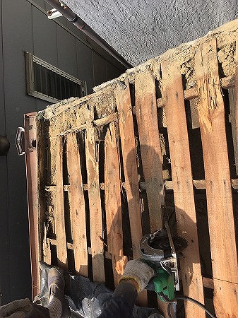 バラ板野地補修