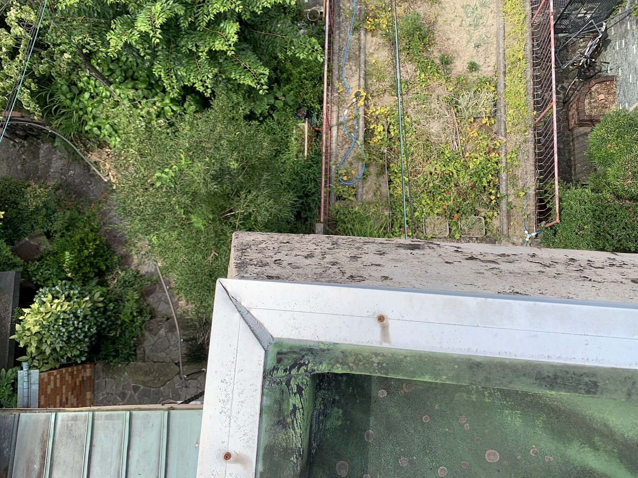 茨木市陸屋根押さえアルミ