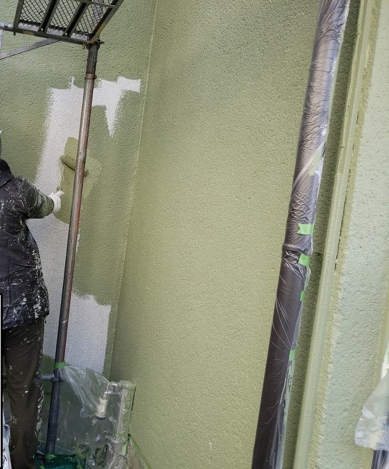 四条畷市外壁上塗り1回目