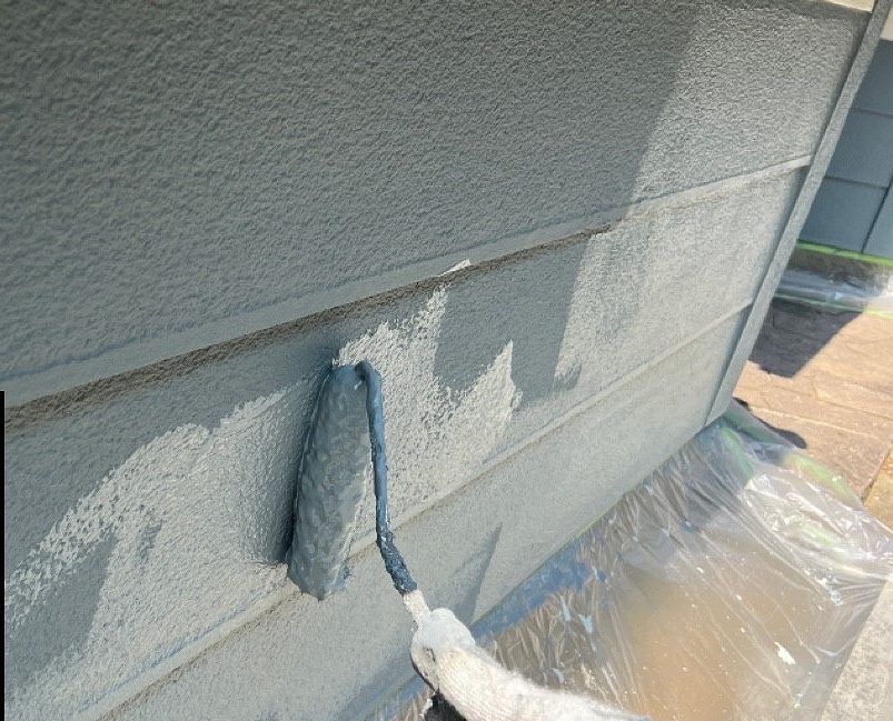 平群町擁壁塗装上塗り