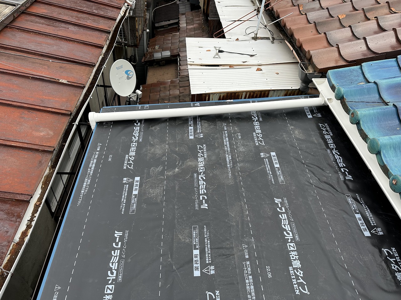 松原市粘着ルーフィング貼り