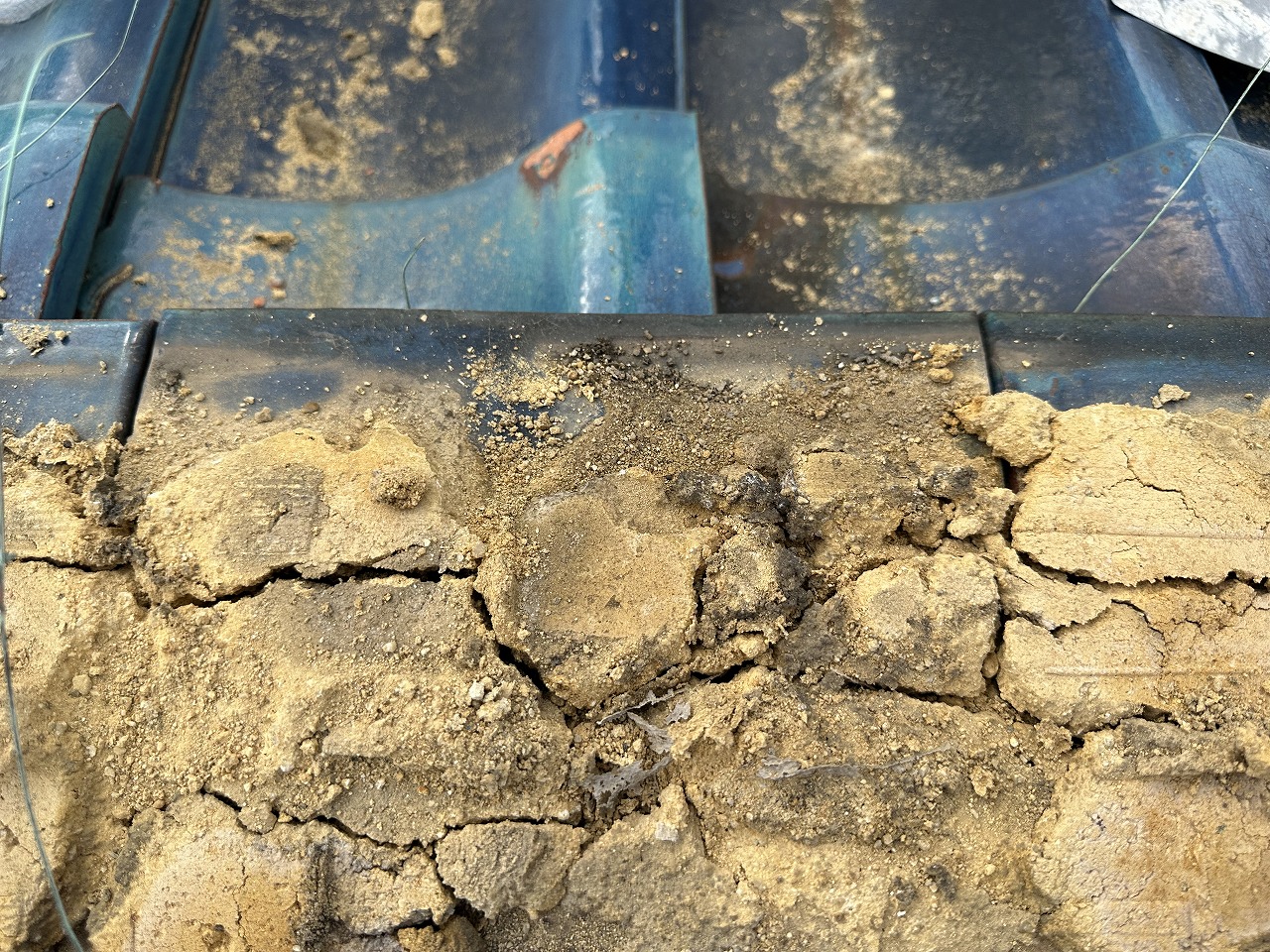 松原市棟瓦雨漏り