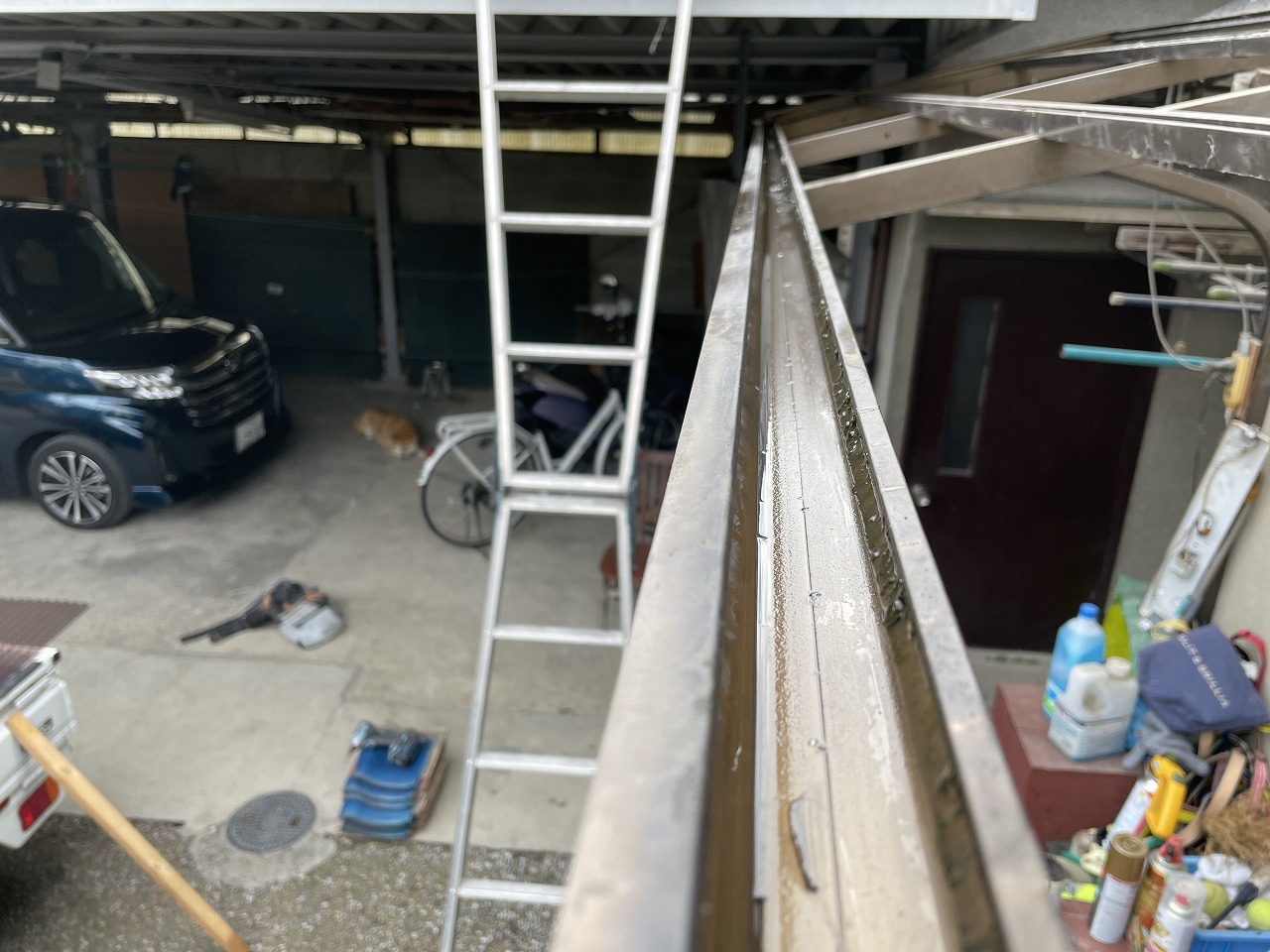 枚方市ベランダフレーム掃除