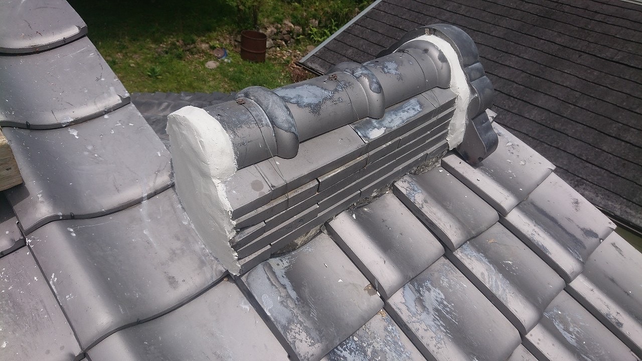 能勢町棟漆喰塗り直し