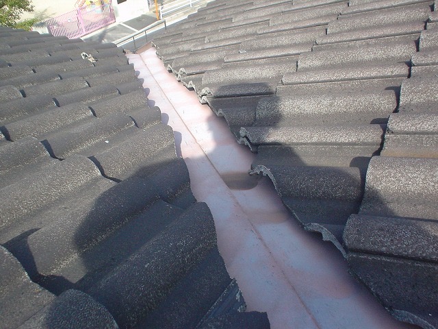 大東市谷板金劣化